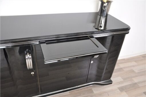 wonderful curved doors, highgloss black, big chromelines, hand polished, massive shelve