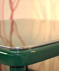 wonderful paintjob, handpolished, beautiful form, chromebars