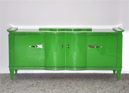 Art Deco Sideboard, highglosslacquer in poison green ,interior in highgloss black, 14 applied layers of paint, wonderful straight body