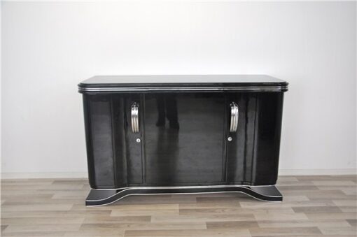 wonderful curved doors, highgloss black, big chromelines, hand polished, massive shelve