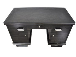 belgian Art Deco desk, wonderful leatherplate, chromehandles, pianolacquer, handpolished