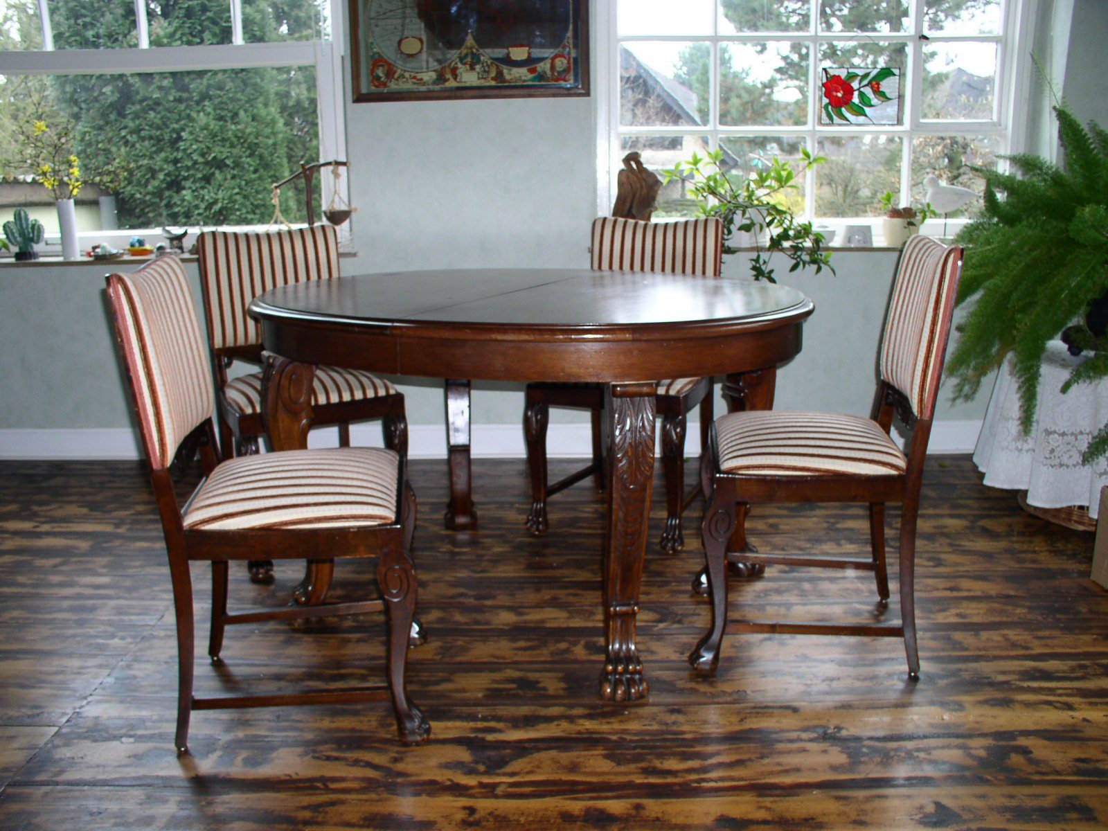 Antique dining room online sets near me