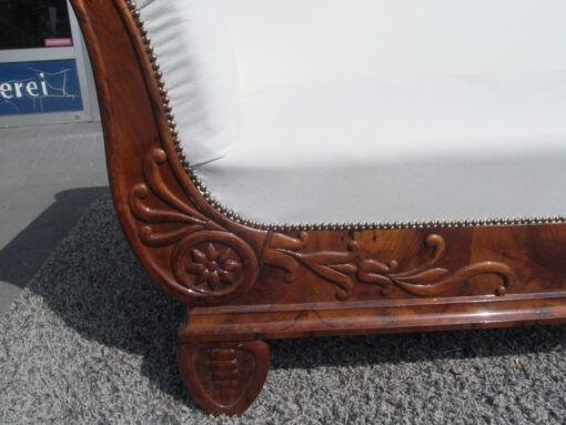 1830s Biedermeier Walnut Sofa with Walnut Ornamentations