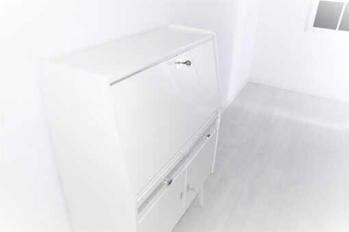 Secretaire from the 50s painted in white high gloss and decorated with chrome details inside with red leather, stunning piece, Rockabilly