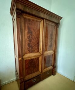 Wilhelminian wardrobe