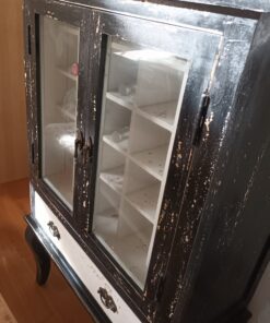 Vintage Weinschrank mit Schublade