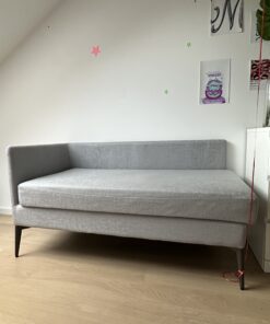 Stern Sofa