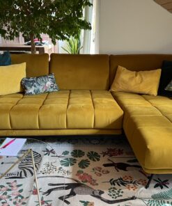 Stylisches Ecksofa currygelb