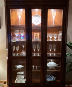 Selva Vitrine Nussbaum antik