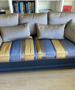 Blaues Sofa