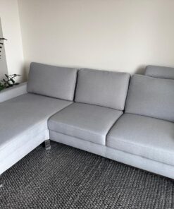 3-Sitzer Sofa mit abnehmbarer Kopflehne und Chaiselongue