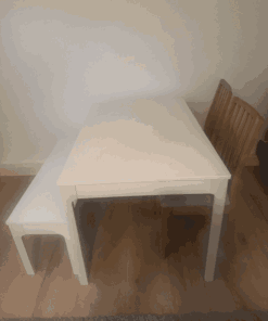 Ausziehbarer Tisch