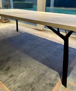 Designer Tisch von KFF