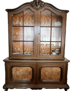 Vintage Vitrine