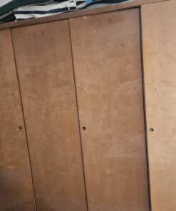 Kleiderschrank