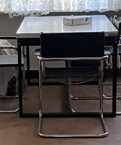 4 Stühle Metallgestell