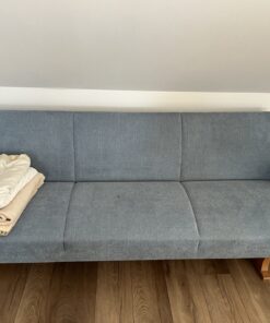 Schlafcouch im Retrostil