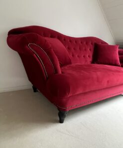 Dunkelrotes Chesterfield Sofa