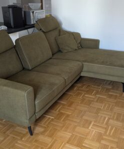 Modernes Ecksofa – inkl. Kopfstützen und Kissen