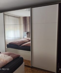 Schlafstubenschrank/ Dielenschrank mit Truhe/ Eckschrank