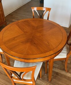 Italienische Stilmöbel: 1 großer Esstisch mit 4 eleganten Stühlen (120cm bzw. 220cm)