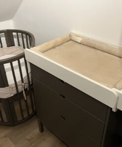 Stokke Kinderbett Sleepy mini V2 mit Erweiterung und Wickeltisch Dresser mit Wickelaufsatz Changer
