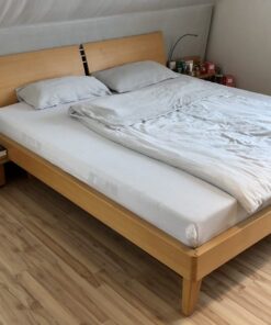 Massivholz Schlafzimmer - Doppelbett, Schrank & Kommode