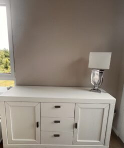 Weißes Sideboard