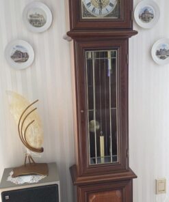 Merano Nussbaum Standuhr
