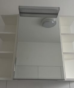 Spiegelschrank