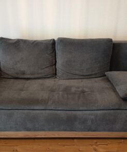 Schlafsofa massiv erst zwei Jahre alt