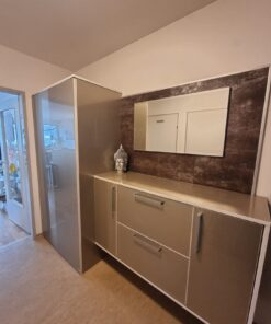 Garderobe vom Tischler maßgeschneidert