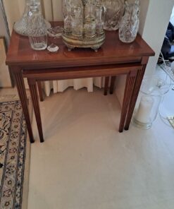 Beistelltische 2 Stück, ineinander verschiebbar, Höhe= 54 + 49 cm, Breite= 65 + 54 cm, Tiefe= 43 cm beide