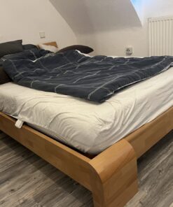 Bett 140 x 200, massiv Birkenholz, inkl. Lattenrost