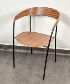 Design Armlehner New Works Missing Armchair