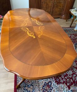 Wohnzimmertisch mit 4 Stühlen